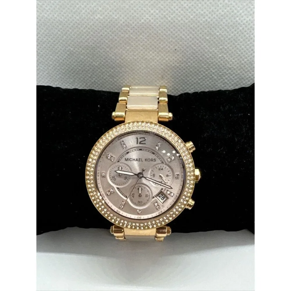 Michael Kors Parker MK5896 Women Rose Gold Analog Dial Quartz Wrist Watch JNA383